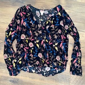 ❤️ 3/$20 Sale ❤️ Mossimo Top